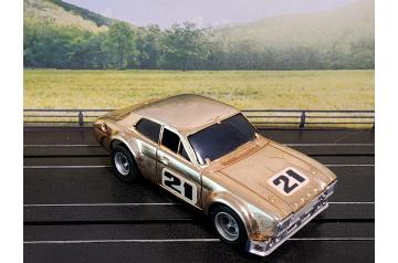 AFX #21 Gold Plated Ford Escort Magnatraction HO Slot Car