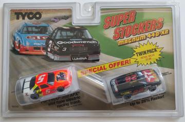 Tyco NOS Carded #5 Tide and #28 Havoline Super Stockers Magnum 440x2 HO Slot Cars.